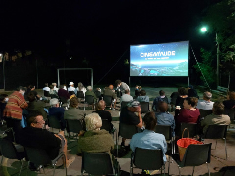 Cinéma aux pieds des Châteaux du Pays Cathare