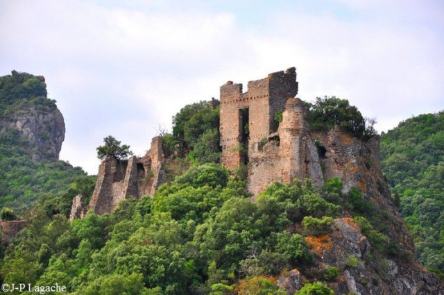 Ruines du château de Durfort